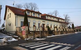 Hotel Boucek Mochov Exterior photo