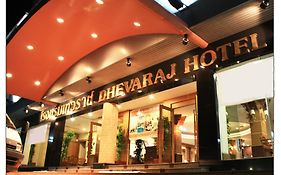 Dhevaraj Hotel Nan Exterior photo