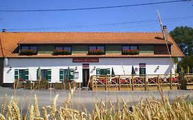 Hotel Logis Auberge De La Dune à Le Crotoy Exterior photo