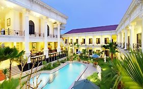 The Grand Palace Hotel Yogyakarta Exterior photo