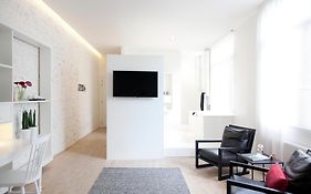 Maison Nationale City Flats&Suites Anvers Room photo