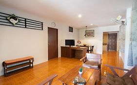 Villa Surin House Room photo