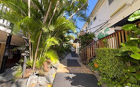 Somewhere To Stay Backpackers Brisbane Exterior photo