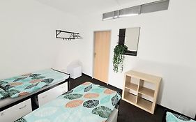 Thai Sun Hostel Prague Exterior photo