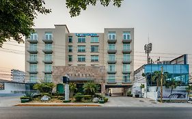 Hotel La Venta Inn Villahermosa Exterior photo