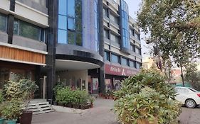 Hotel Crystal Palace Meerut Exterior photo