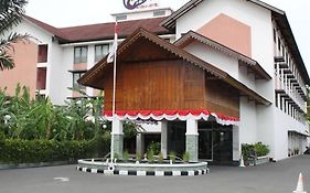 Oasis Atjeh Hotel Banda Aceh Exterior photo