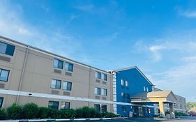 Americinn By Wyndham Glendale Milwaukee Whitefish Bay Exterior photo