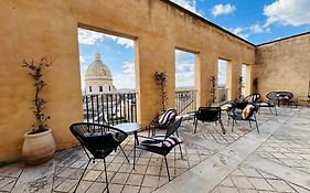 Auberge de jeunesse Ostello della Gioventù - Il Castello à Noto Exterior photo