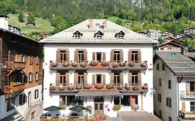 Hotel La Pointe Percée à Le Grand-Bornand Exterior photo