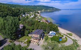 Hotel Auberge de la rive de Charlevoix - Auberge de jeunesse familiale pour voyageurs de tous âges à Saint-Joseph-de-la-Rive Exterior photo