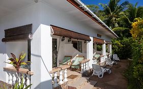 Hotel Pension Hibiscus à La Digue  Exterior photo