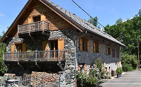 Bed and Breakfast La Clé des Bois à Le Bourg-dʼOisans Exterior photo