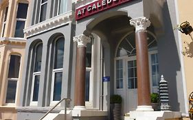 Hotel At Caledonia à Douglas Exterior photo