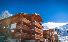 Aparthotel La Cresta Chalet à Breuil-Cervinia Exterior photo