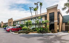 Rodeway Inn And Suites Lakeland Exterior photo