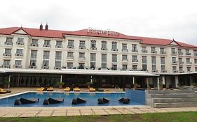 Pontefino Hotel And Residences Batangas Exterior photo