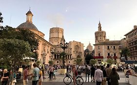 Cosy Rooms Embajador Valence Exterior photo