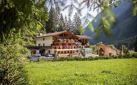 Hotel Waldcafe Neustift im Stubaital Exterior photo