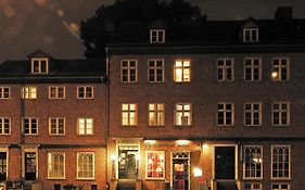 Frauenhotel Hanseatin - Women Only Hambourg Exterior photo
