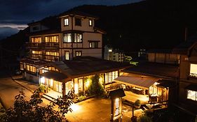 Hotel Shirakaba à Nozawaonsen Exterior photo