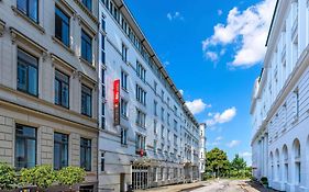 Ibis Hotel Hamburg Alster Centrum Exterior photo