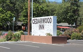 Cedarwood Inn Of Ashland Exterior photo