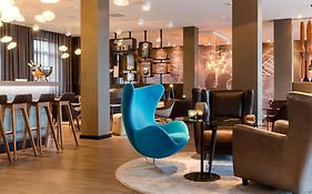 Motel One Frankfurt Airport Francfort-sur-le-Main Exterior photo