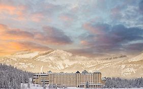 Hotel Fairmont Château Lake Louise Exterior photo