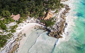 Hotel Diamante K - Inside Tulum National Park Exterior photo