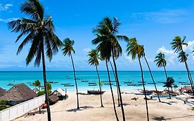 Hotel Nungwi Beach Front Exterior photo