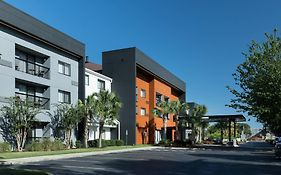 Hotel Courtyard By Marriott Pensacola Exterior photo