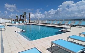 Holiday Inn Express & Suites Oceanfront Daytona Beach Shores, An Ihg Hotel Exterior photo