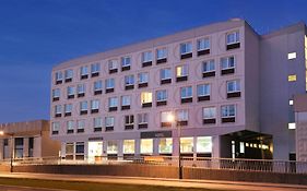 Hotel ibis Boulogne sur Mer Centre les Ports Exterior photo