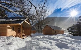 Hotel Huttopia Bourg St Maurice Exterior photo