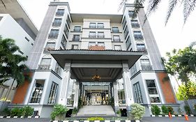 Hotel Grand Serela Yogyakarta Exterior photo