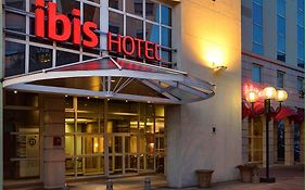 Hotel Ibis Vichy Exterior photo