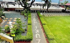 Suzuki Beach Hotel Olongapo Exterior photo