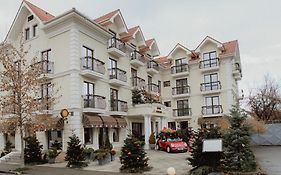 Radsor Hotel Rîşnov Exterior photo