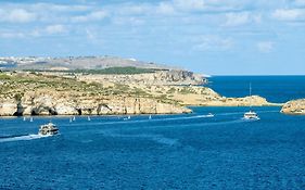 Seashells Apartments With Terrace, Just Off The Seafront In Bugibba - By Getawaysmalta San Pawl il-Baħar Exterior photo