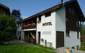 Hotel Bahnhof Giswil Room photo