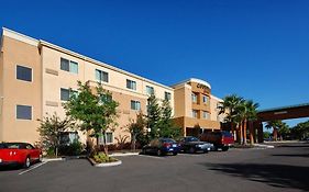 Hotel Courtyard By Marriott Merced Exterior photo