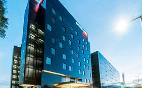 Hotel Courtyard By Marriott Bogota Airport Exterior photo