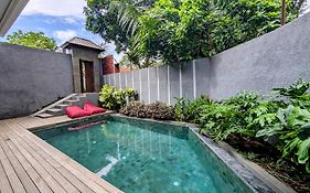 The Canggu Boutique Villas&Spa by ecommerceloka Exterior photo