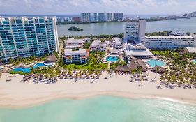 Beachscape Kin Ha Villas & Suites Cancún Exterior photo