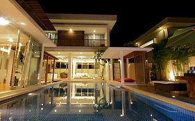 The Kharma Villas Yogyakarta Exterior photo