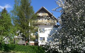 Hotel Gasthof Frankenstuben à Ebern Exterior photo