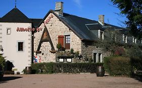 Hotel Auberge De L'Atre à Quarré-les-Tombes Exterior photo