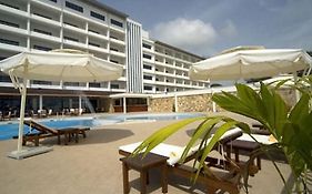 Hotel Golden Tulip Kumasi City Exterior photo