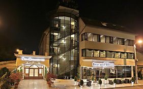 Hotel Impero Oradea Exterior photo